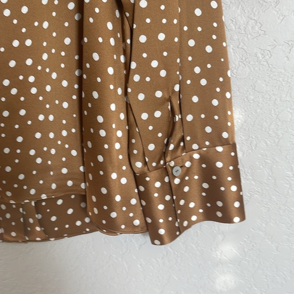 NWT Vince Tossed Dot Button-front Silk Blouse In Brown - Picture 11 of 14
